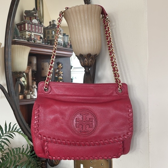 Tory Burch Handbags - Tory Burch Genuine Leather Red Saddle Bag Gold Tone Chain Woven Shoulder Purse
